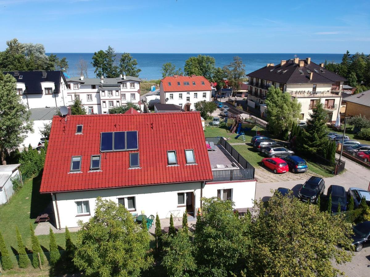 Homestay Promenada - *